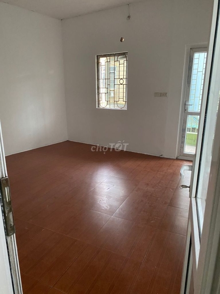 Chính chủ bán nhà 3 tầng mặt phố Ngọc Lâm - LBiên 19m2 3 tầng