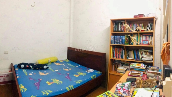 Trung văn, nhà 2 tầng, 30 m2, 2,6 tỷ, ô tô đỗ cửa