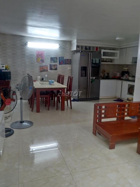 Bán nhà Âu Cơ Tây Hồ yên tĩnh ,1km ra cầu nhật tân 42m2 4 ngủ