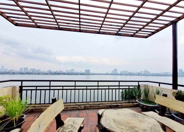 Bán nhà mặt ngõ cách Đặng Thai Mai 50m, diện tích 60.42m² x 6 tầng, Quận Tây Hồ