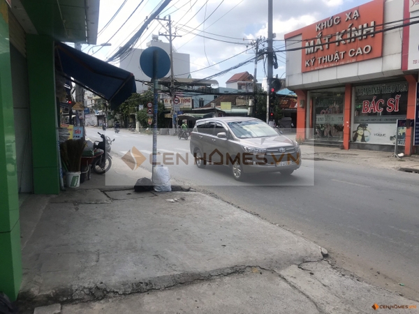 Nhà mặt tiền 112m2 1 trệt 1 lầu - Trần Quốc Hoàn - P4 - Tân Bình