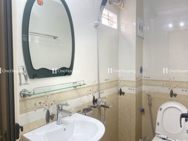 Nhà mặt ngõ cách Thụy Khuê 50m, diện tích 29.3m² x 4 tầng, mặt tiền 4.05m