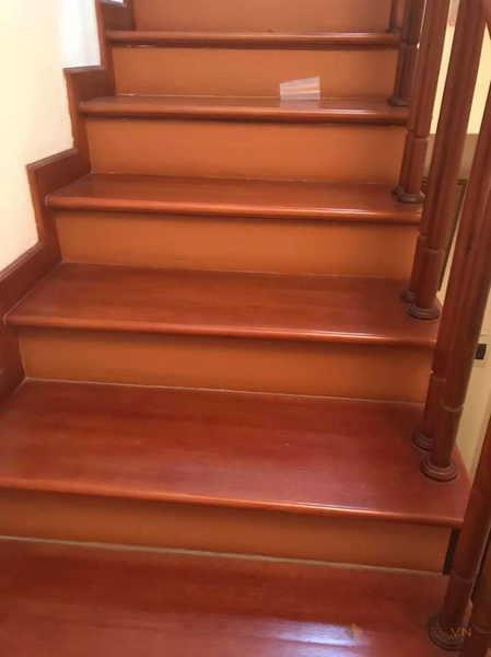 Bán nhà Pháo Đài Láng – Nguyễn Chí Thanh, 42m2 * 4T, giá 4,7 tỷ. NỘI THẤT ĐẲNG CẤP, 30m ra ÔTô Tránh.
