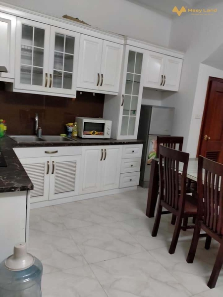 Chính Chủ Bán Nhà Đội Cấn Diện Tích 53m2, 5 Tầng, Mặt Tiền