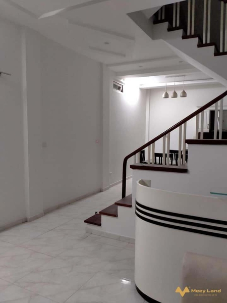 Chính Chủ Bán Nhà Đội Cấn Diện Tích 53m2, 5 Tầng, Mặt Tiền