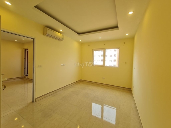 Bán căn hộ chung cư tại CT2C,khu đô thi Nghĩa Đô, diện tích 42,5m2.
