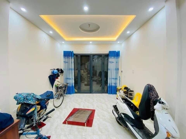 Bán Nhà Riêng Ngõ Xe Con Đỗ 42m2 Trung Kính,Cầu Giấy