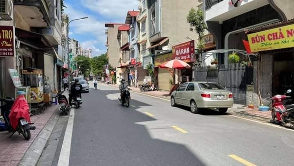 Bán Nhà Mặt Phố Hoàng Như Tiếp,Kinh Doanh Sầm Uất