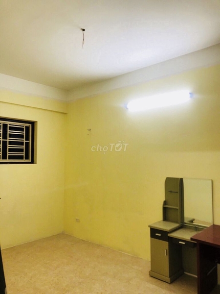 Bán căn hộ chung cư tầng 8 tại 335 Cầu Giấy, Hà Nội.