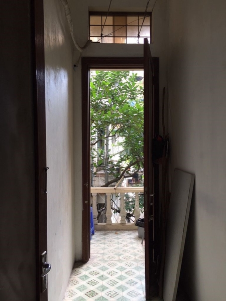 Nhà 3 tầng 54m2 sổ đỏ chính chủ tại ngõ 68 Cầu Giấy, hà Nội.