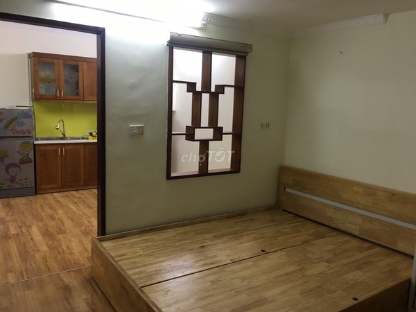 Bán căn hộ tầng 5 2PN tại B5 Nghĩa Tân, Cầu Giấy, Hà Nội.