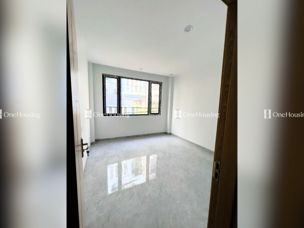 Bán nhà mặt ngõ cách Đường Phú Diễn 120m, diện tích 40.5m² x 3 tầng, Bắc Từ Liêm