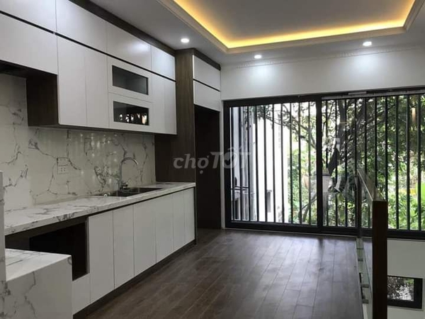Căn Hộ Khách Sạn 7 Tầng x120m2 Trần Duy Hưng