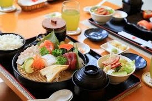 Nhượng cửa hàng ăn uống góc phố Láng Hạ Thành Công Ba Đình Hà Nội.