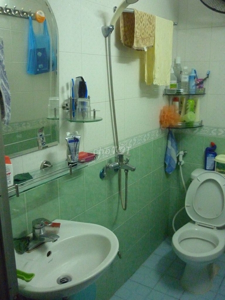 Lê Gia Định-Hai Bà Trưng,33m2 hơn 4 tỉ 4 phòng ngủ, 2 bếp, 1 khách