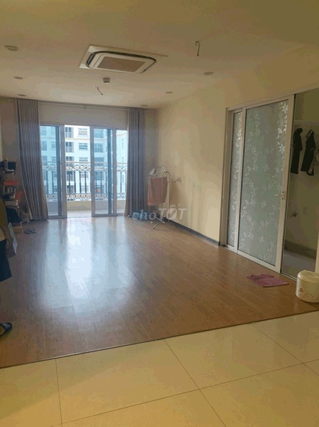 Cho Thuê Căn Hộ Chung Cư Hòa Bình Green 92M2