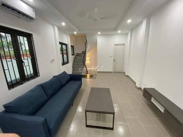 Bán nhà Quận Tây Hồ 35m² 3 ngủ 5T MT 4M