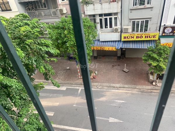 Cho Thuê Chung Cư 2PN Ngõ 34 Hoàng Cầu