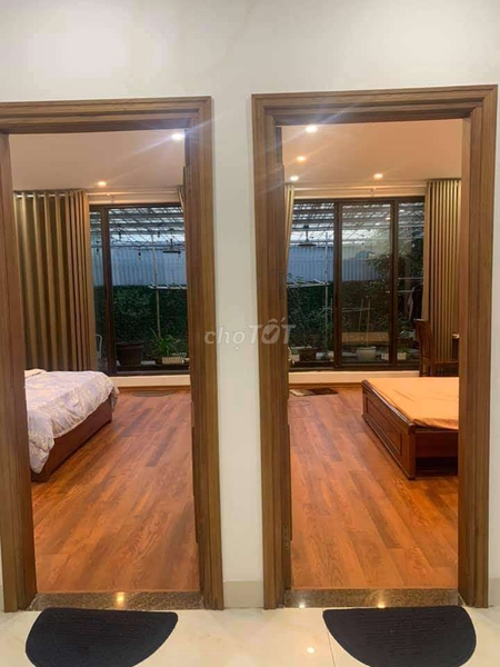Chính Chủ Tôi Cần Bán Căn Nhà Vườn Đẹp Như Tranh Vẽ 290m2 !