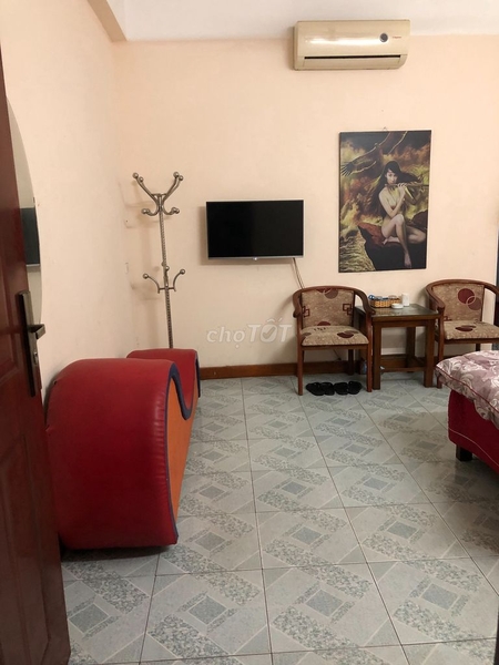 Cần Sang Nhượng Gấp Nhà Nghỉ Tại Đê La Thành Khách Hàng Ổn Định