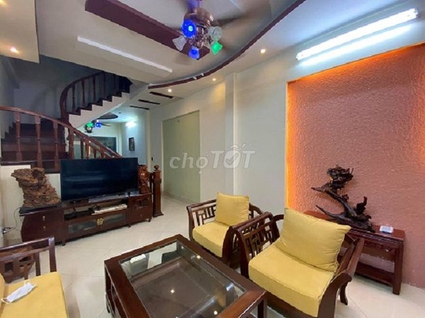 Cần Bán Nhà Đẹp  DT 75m2 Mai Dịch 7 tỷ - Xây Kiên Cố