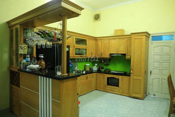 Cần bán nhà mặt phố Kim Ngưu 73 m2 giá 28.5 tỷ