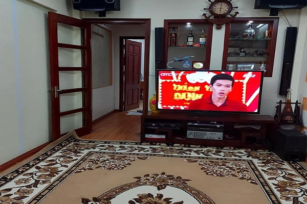 Nhà phân lô ngõ 92 Đào Tấn, 38m2 * 5T, ngõ thông, thoáng.