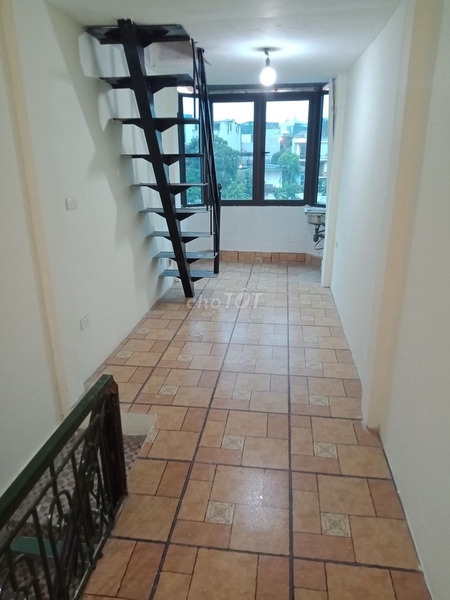 Cho Thuê Cả Nhà Mặt Đường Minh Khai Mới Sửa MBKD Tốt