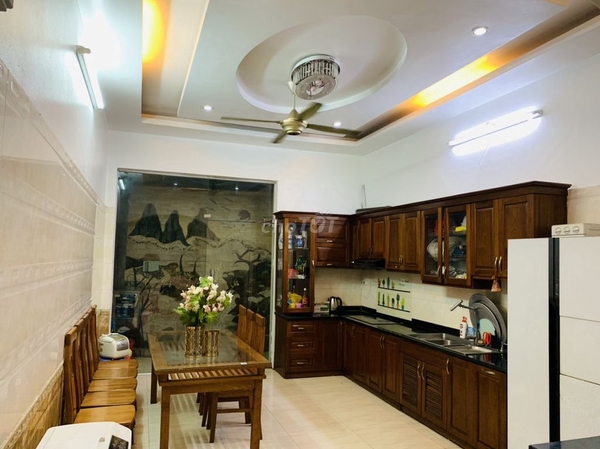 Bán nhà phân lô Trần Kim Xuyến, 60m2x 5T, nhà đẹp