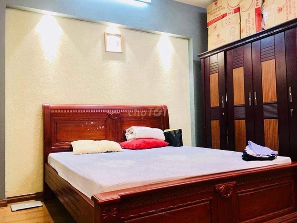 Ngủ