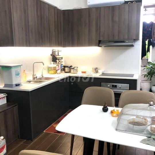 KINH DOANH, SPA, VP. ĐÊ LA THÀNH-ĐĐ: 52m2 x 5, MT6,2