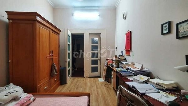 Nhượng gấp nhà siêu đẹp mặt phố, Tôn Đức Thắng 30m 3 tỷ