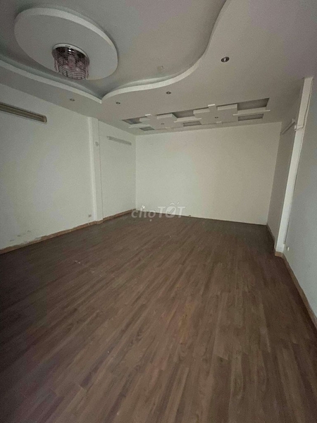 Mặt Bằng Sàn 90m2 Tại Hạ Đình Thuê Lẻ Hoặc Cả Nhà