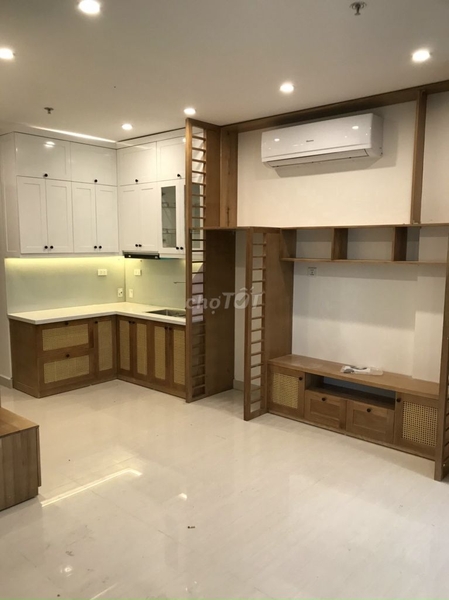 Bán nhà Cầu giấy - kinh doanh . 30m2- 5 tầng
