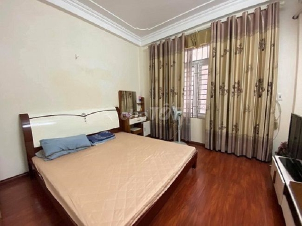 Cần Bán Nhà Đẹp  DT 75m2 Mai Dịch 7 tỷ - Xây Kiên Cố