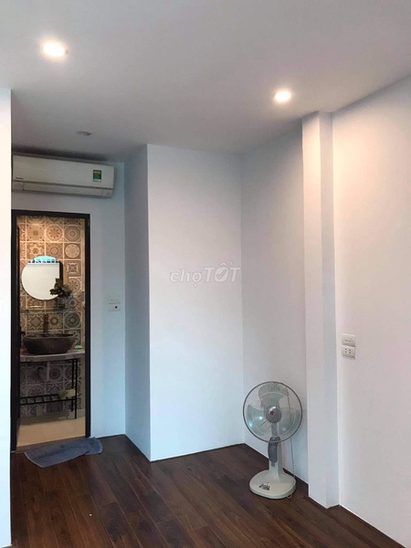 Nhà 39 ngõ 194 Quán Thánh 20m2 4 tầng 1 thượng