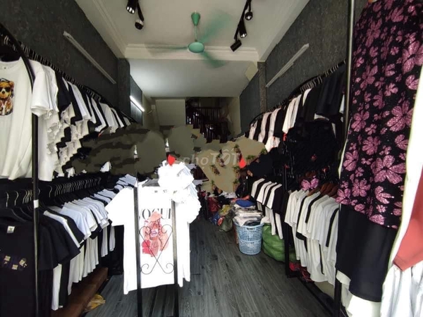 Tầng 1