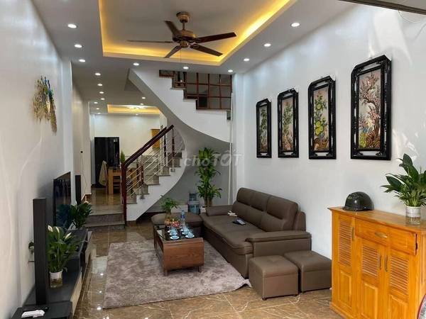 Bán nhà Mỹ Đình chính chủ 40m2 5 ngủ 3.85 tỷ