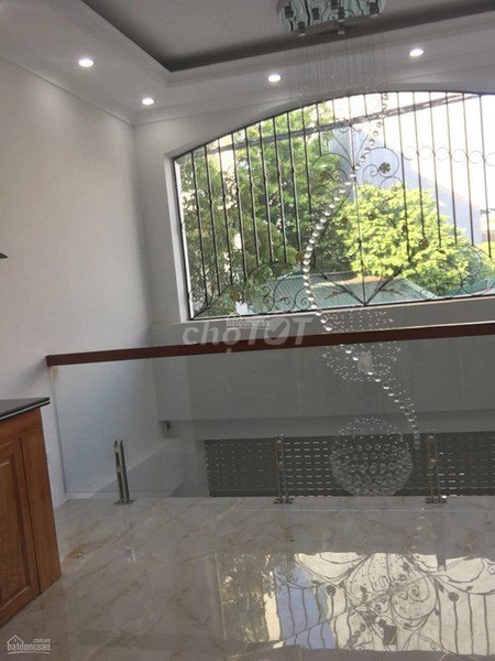 Bán nhà Minh Khai, HBC 5m2 giá 4,4 tỷ (có gia lộc)