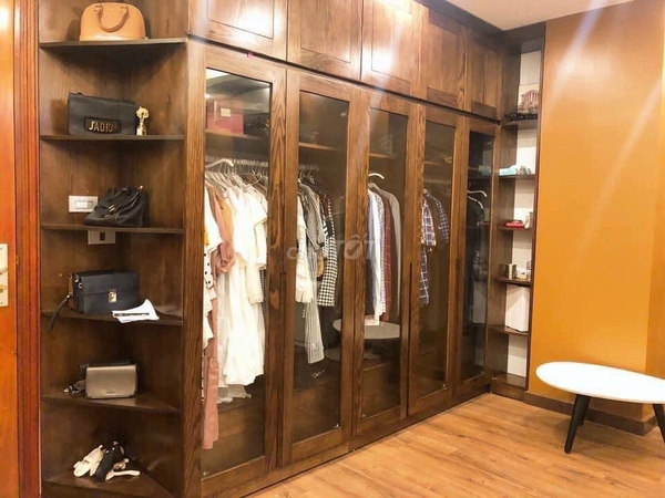 Bán nhà Quận Tây Hồ 70m² 6 ngủ
