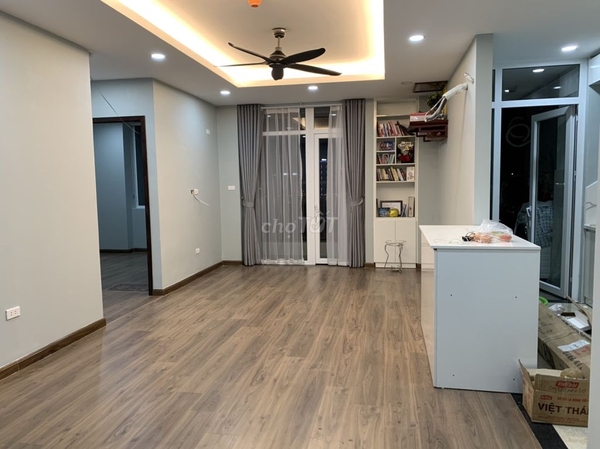 Cho Thuê Căn Hộ Đồ Cơ Bản,90m2, 2PN, 2WC, A10 Nam Trung Yên