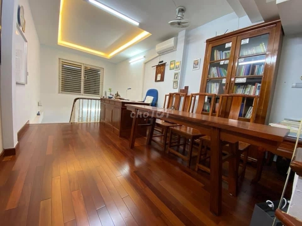 Bán nhà phố Hoa Bằng,Cầu Giấy,35m,5T,3,5m,3,5tỷ.