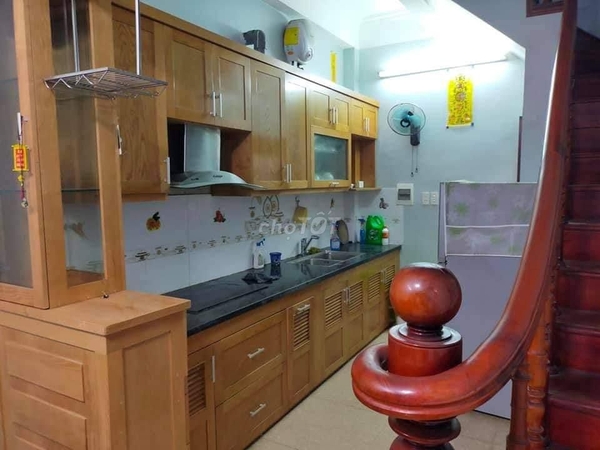 Bán Gấp Siêu Phẩm Bùi Xương Trạch- 38m2 - mặt ngõ thông - kinh doanh tốt