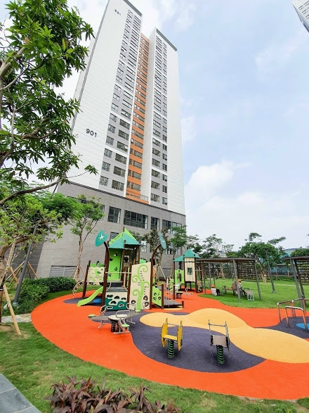 CHO THUÊ SHOPHOUSE CHÂN ĐẾ CHUNG CƯ H9 STARLAKE