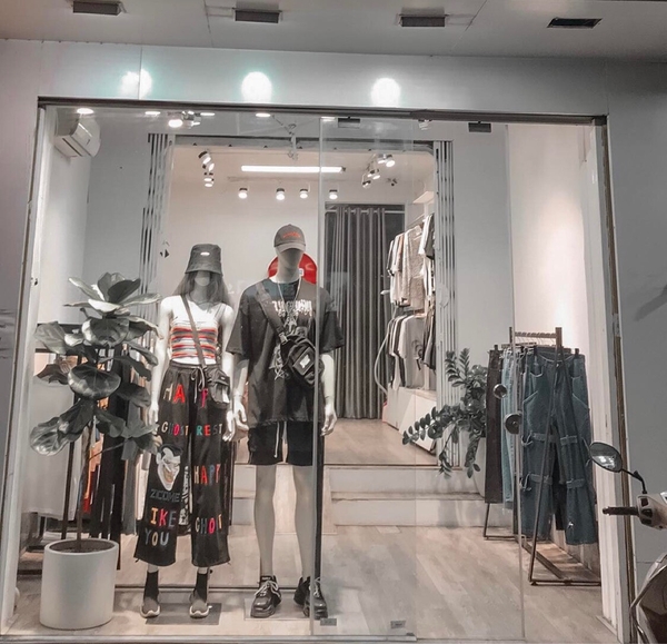 Sang Nhượng Cửa Hàng Thời Trang Tại Phố ĐÔNG CÁC