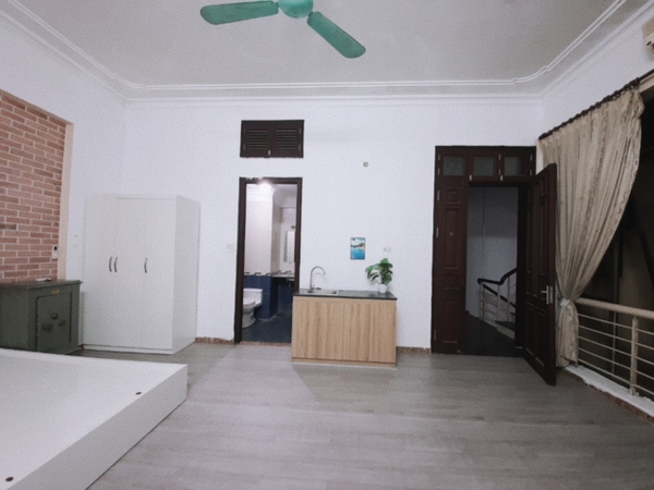 Cho thuê phòng studio 35m2 Tây Hồ