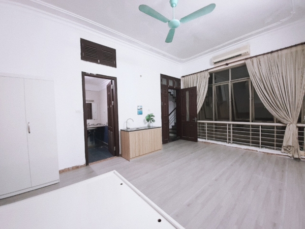 Cho thuê phòng studio 35m2 Tây Hồ