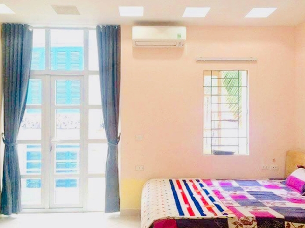 Cho thuê phòng có ban công rộng rãi
