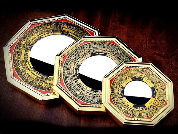 GƯƠNG BÁT QUÁI LÀ GÌ? NHỮNG LƯU Ý CẦN BIẾT KHI TREO GƯƠNG