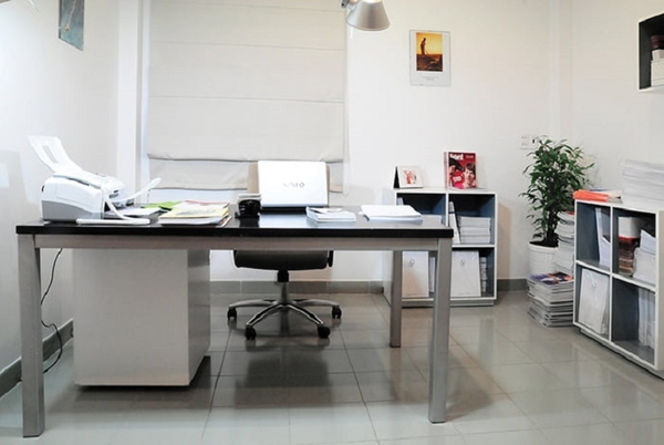 BÀN LÀM VIỆC HỢP PHONG THỦY ĐEM LẠI TÀI LỘC VÀ MAY MẮN